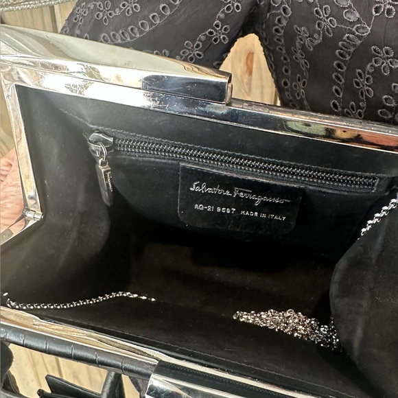 Salvatore Ferragamo two way clutch genuine crocodile skin - Picture 4 of 9